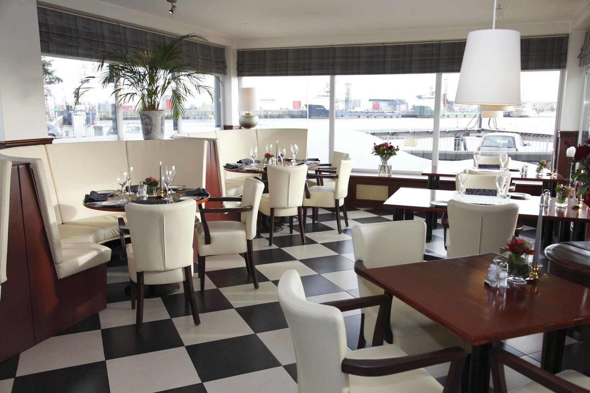 Hotel De Boegschroef Delfzijl Exteriér fotografie