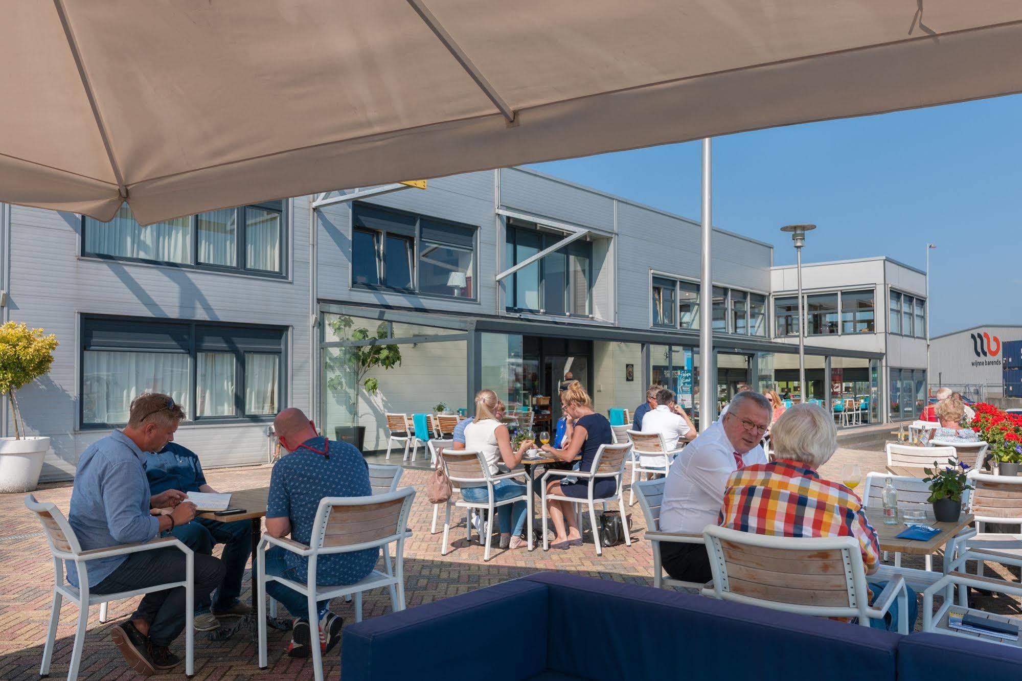 Hotel De Boegschroef Delfzijl Exteriér fotografie
